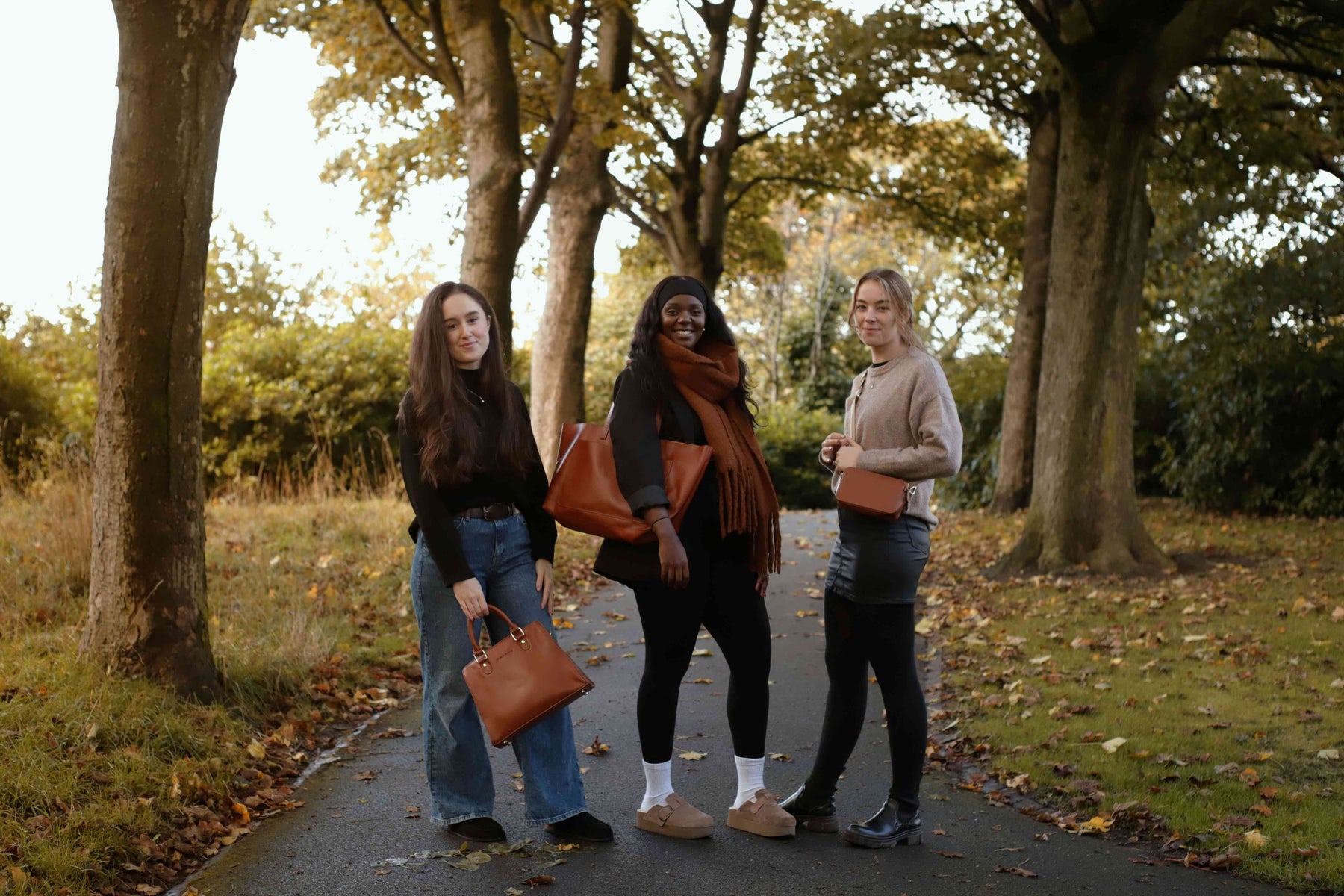 Bayraw natural leather bags displayed together