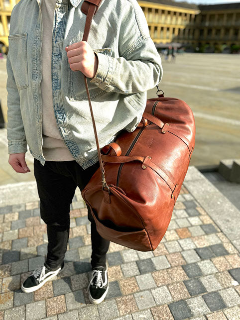The Leather Duffle - BAYRAW 