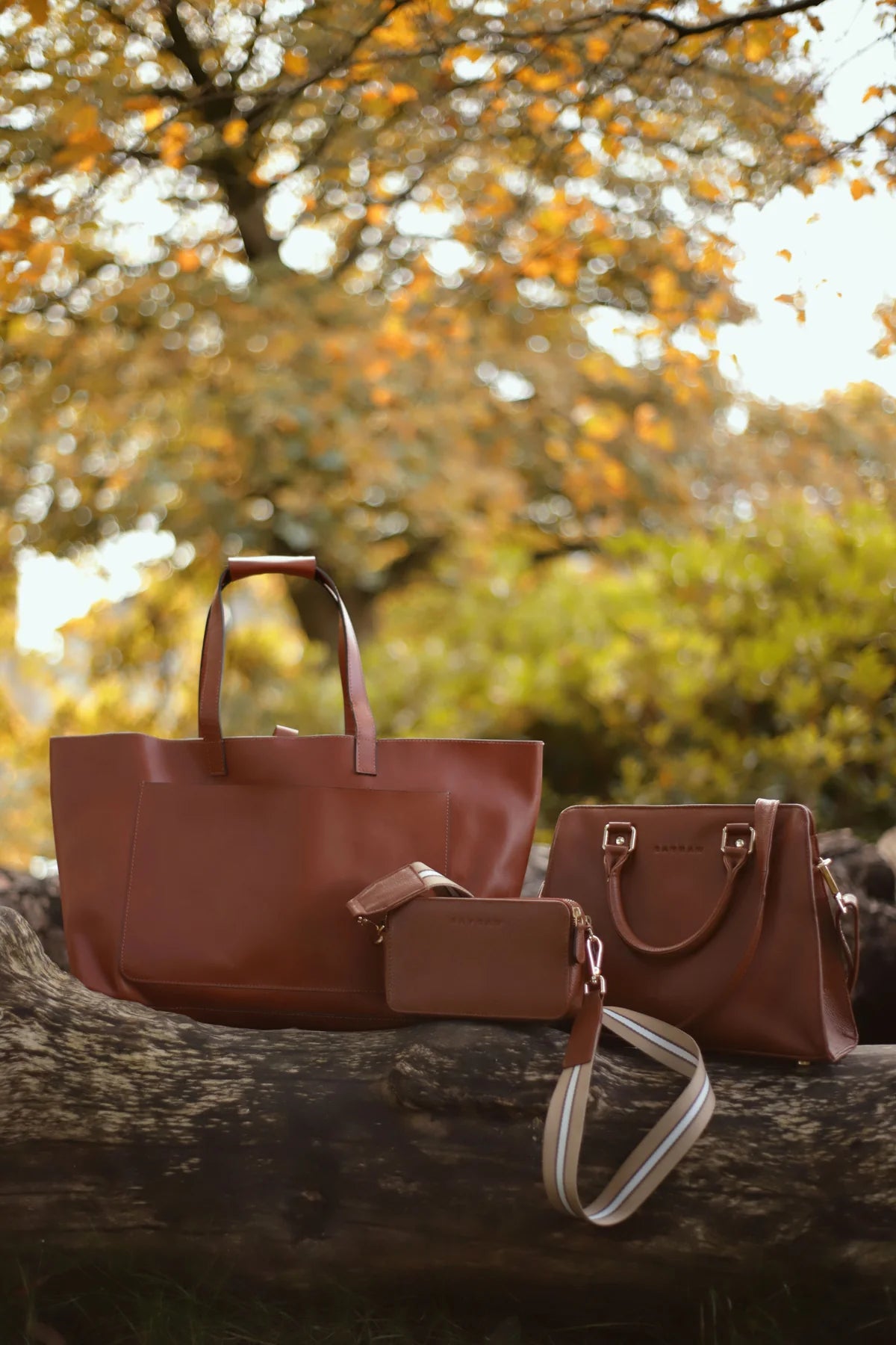 Bayraw natural leather bags