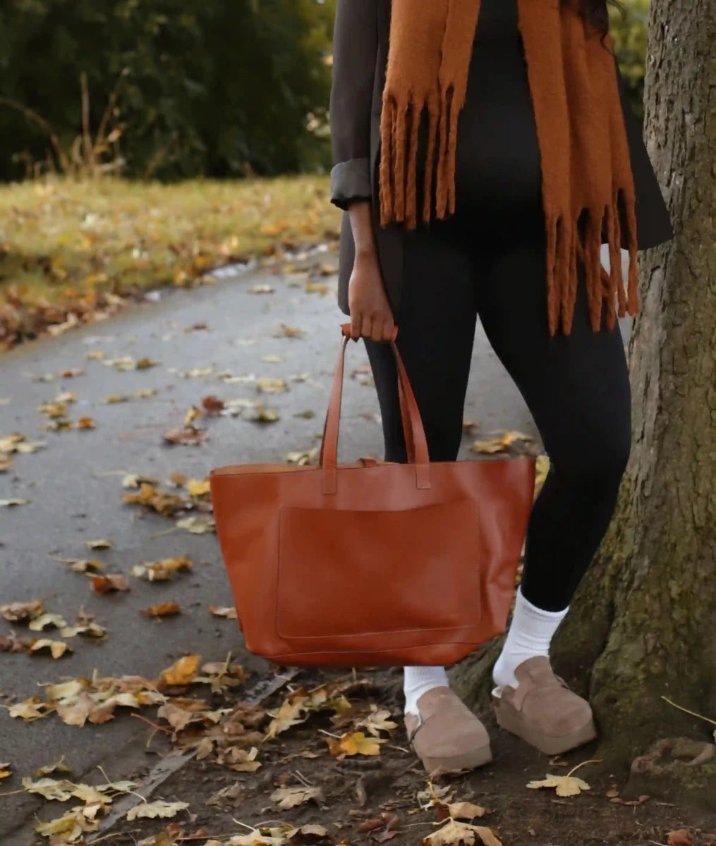 The Leather Tote - BAYRAW